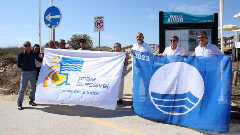 Bandeira Azul e Praia Acessível distinguem novamente as praias de Portimão