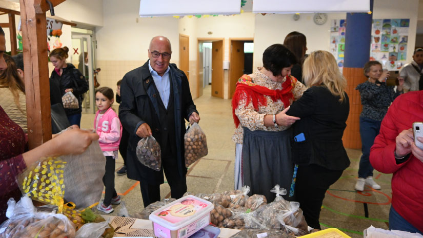 Feira de Outono no Centro Escolar de Tarouca celebra produtos locais